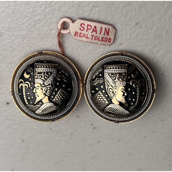 Vintage Round Damascene Clip On Earrings Spain Toledo Egyptian Pharaoh Pyramid - Picture 9 of 9